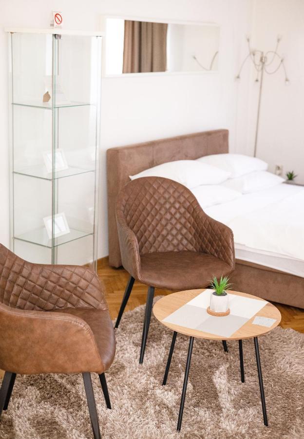 1st Belgrade Apartment Buitenkant foto